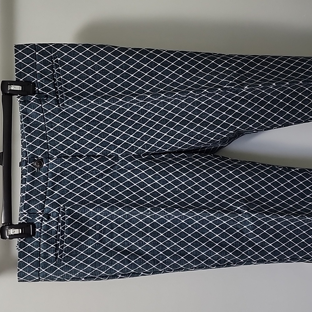 Ann Taylor Cropped Pants, size 12, dark green